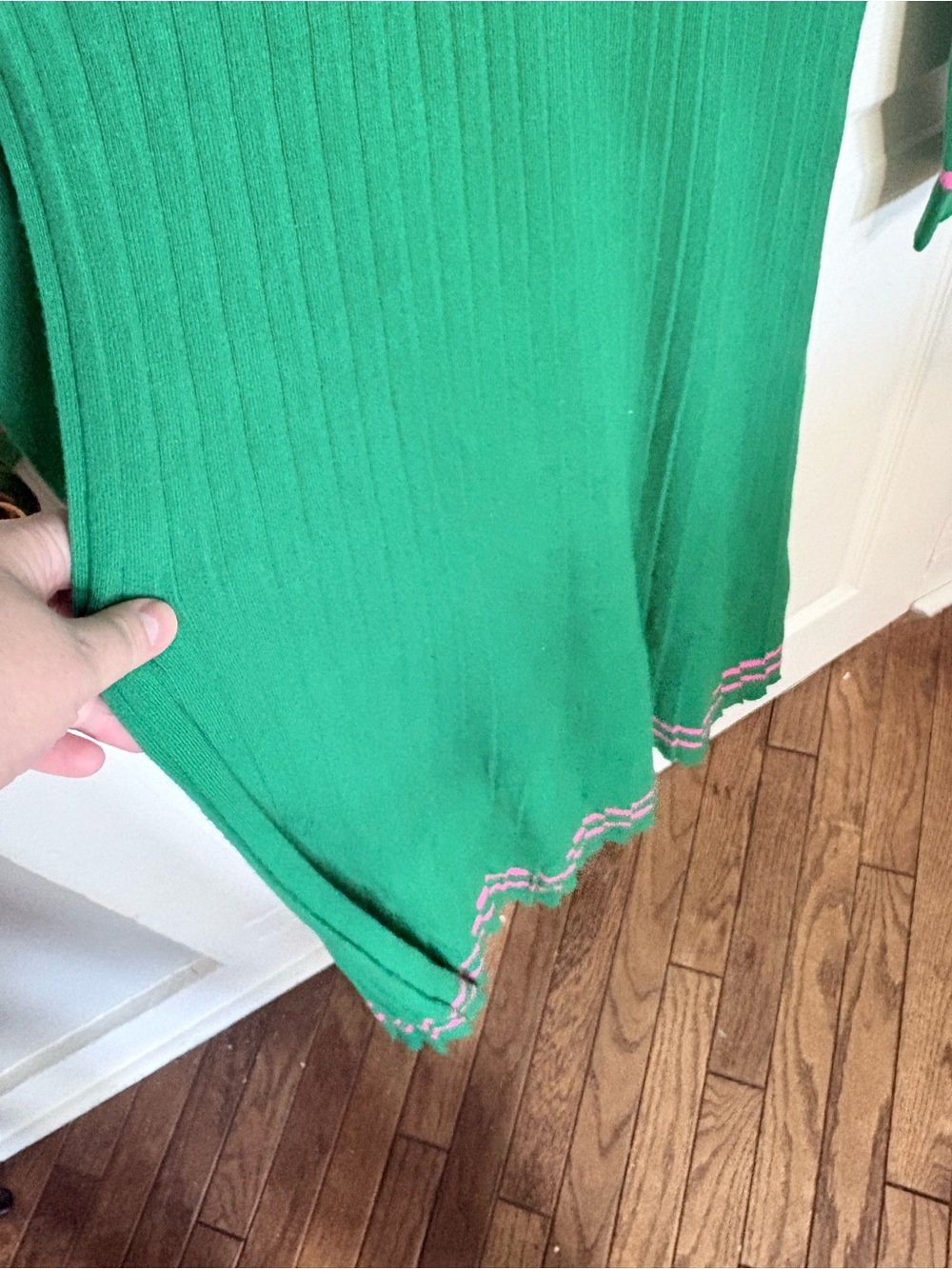 Boden Mollie Green Pink Trim Pleated Knit Midi Dress US 8 UK 12 - Picture 8 of 13